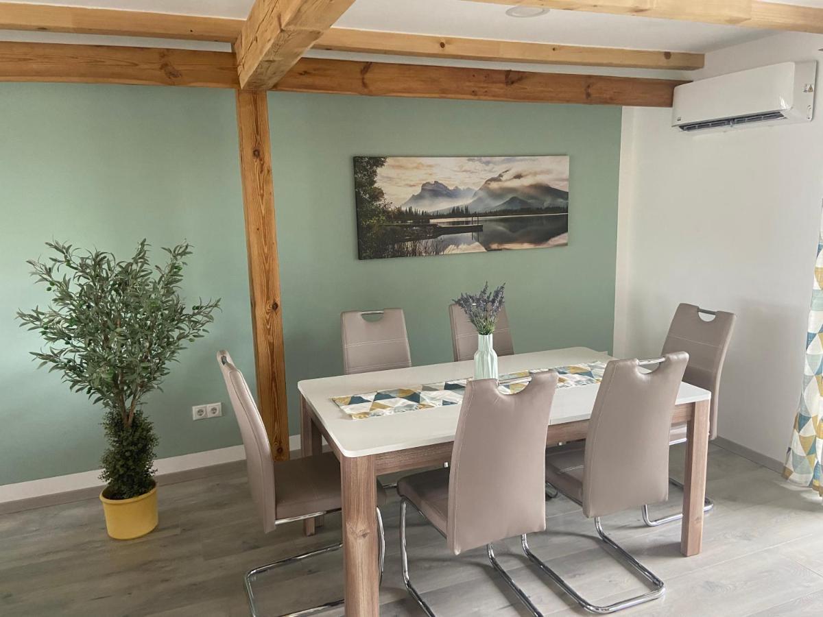 Maisonette-wohnung An Der Weissen Mauer 14